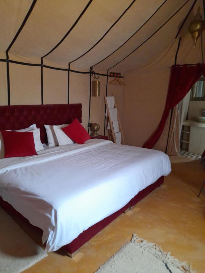 Sahara Stories Camp " Heated Tents" Мерзуга Экстерьер фото